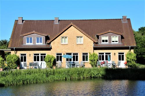 Wiesenhaus 3 — carbon neutral stay, Fehmarn