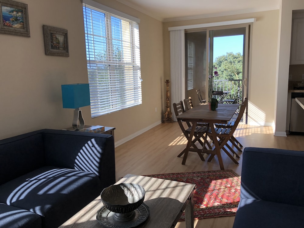 Resort Style Luxury 2BD Suite in Irvine's Spectrum Center — hotel in Irvine