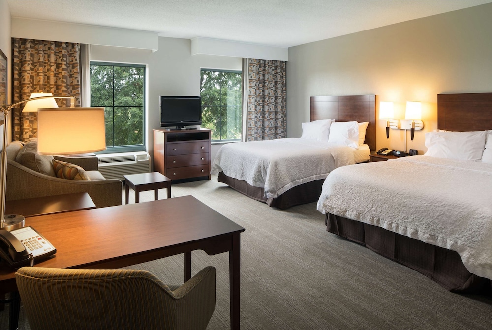 Hampton Inn & Suites Little Rock Downtown - photo 8