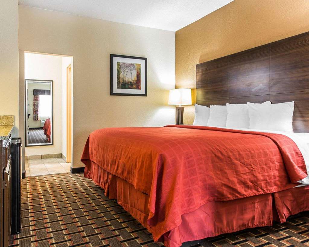 Quality Suites Hickory South - photo 19