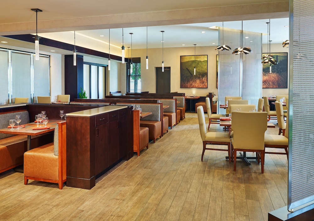 DoubleTree by Hilton San Antonio Airport - photo 14