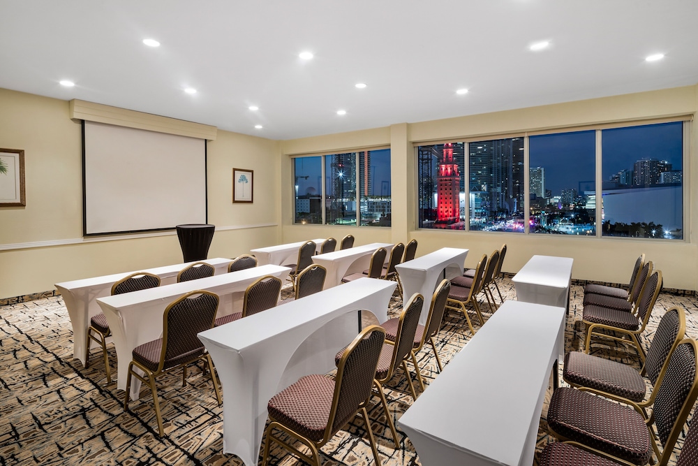 Holiday Inn Port of Miami Downtown Hotel - photo 50