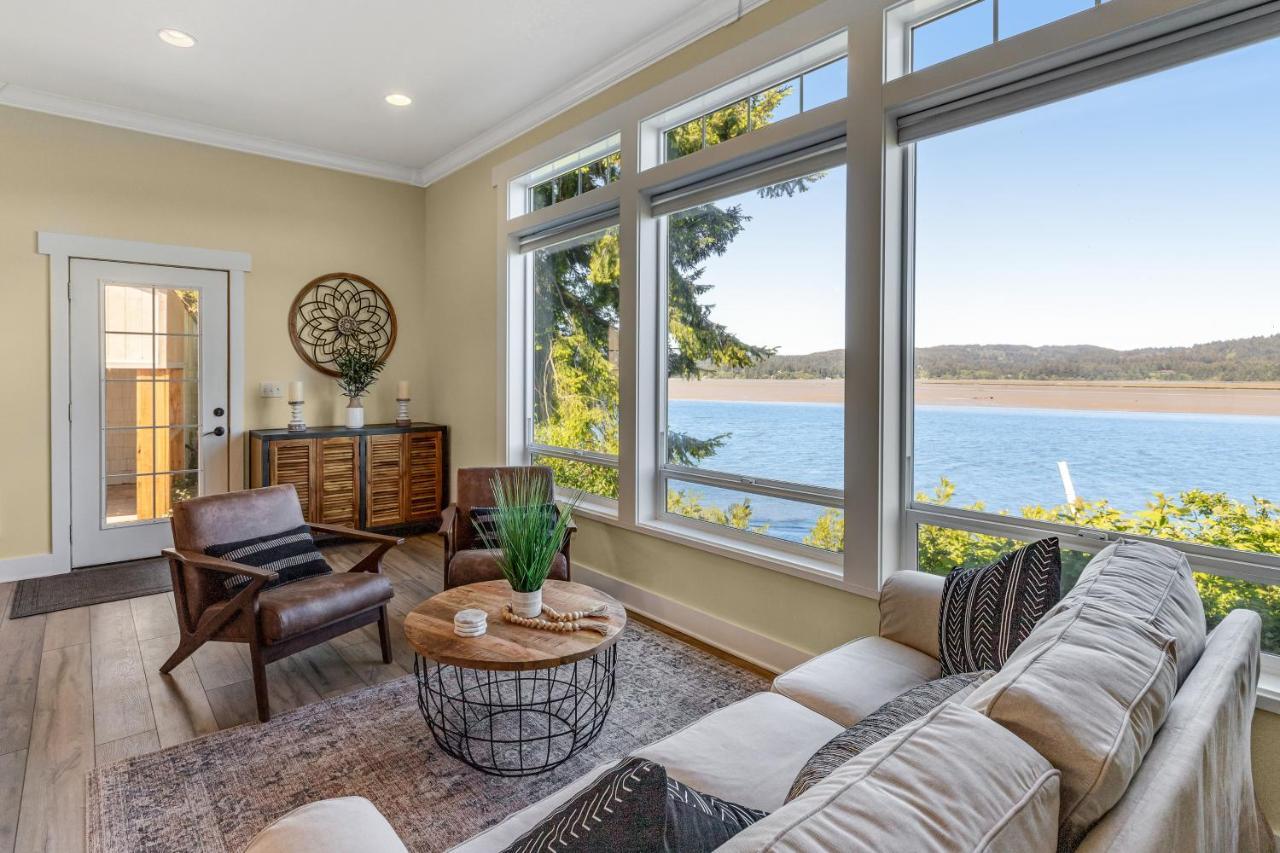 Alsea Bay Retreat — Waldport