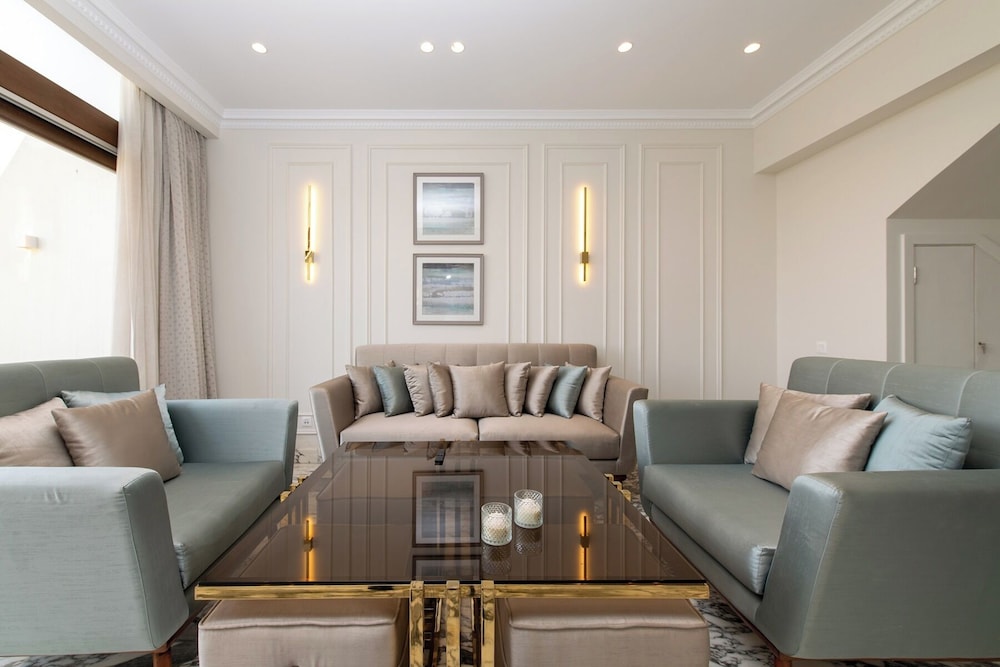 New Cairo Golf Estate Duplex with Panoramic Golf View — 4-Star Luxury Hotel in Cairo, Egypt