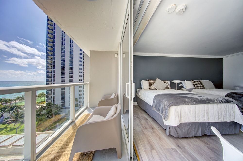 Marco's Beach Place — hotel in Sunny Isles Beach