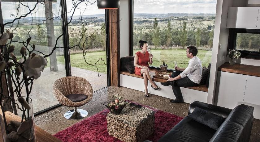 Borrodell Vineyard - carbon neutral hotel in Orange