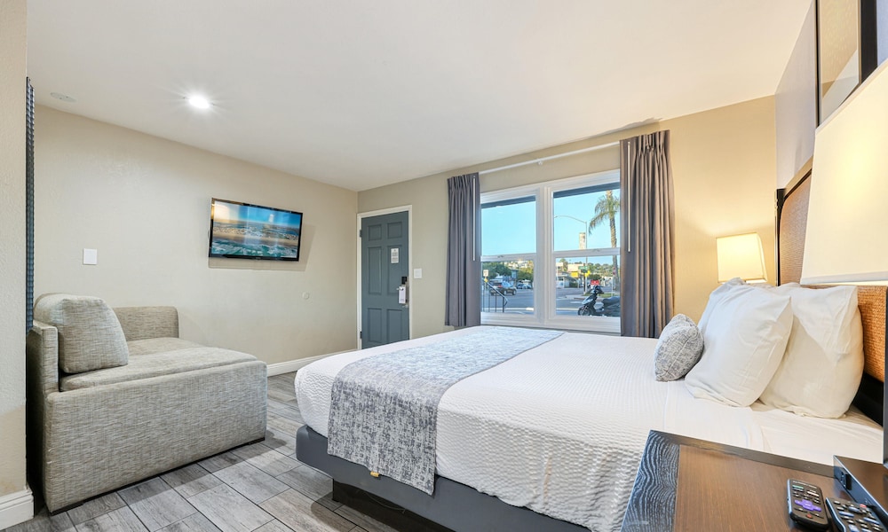 Hotel Point Loma - featured photo