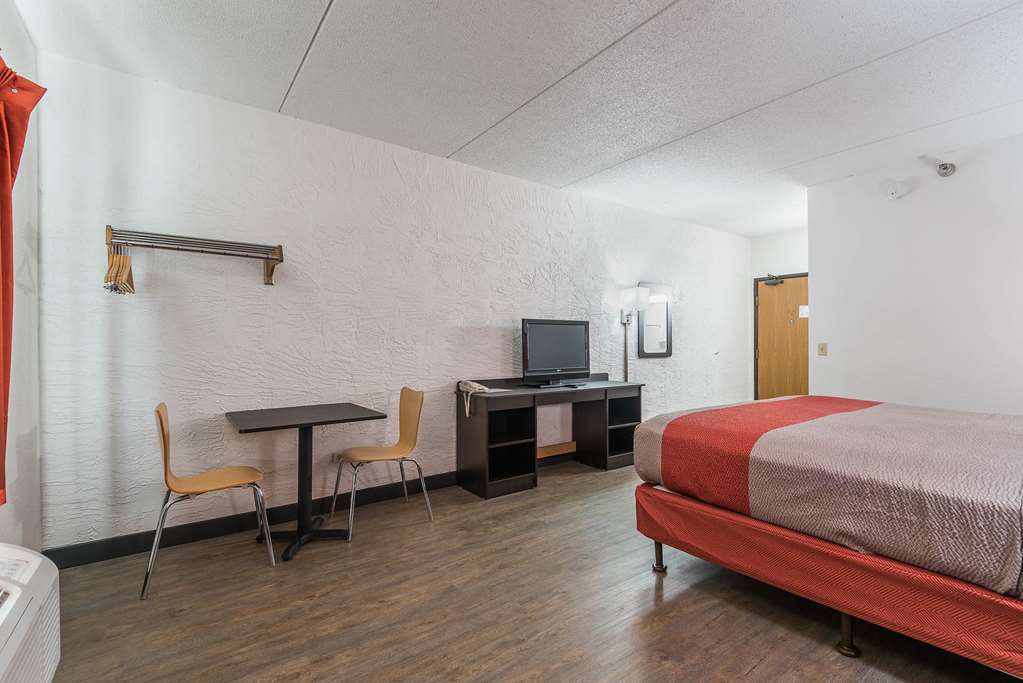 Motel 6 Bridgeview IL - photo 16