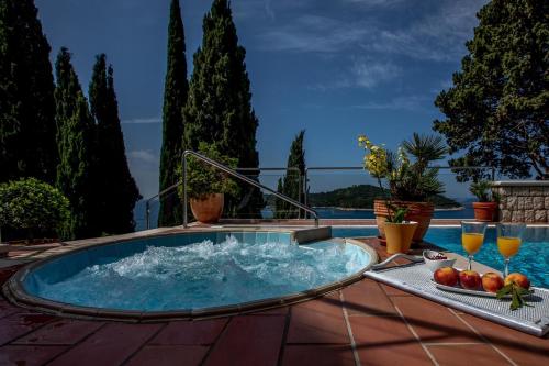 Luxury Beachfront Villa Dubrovnik Palace with private pool and jacuzzi by the beach in Dubrovnik