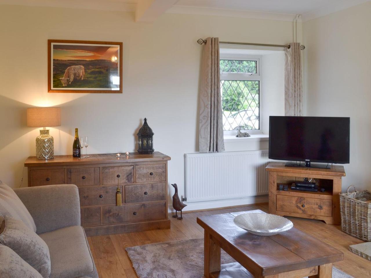 Ling Farm Cottage — 4-Star Luxury Hotel in Chesterfield, United Kingdom