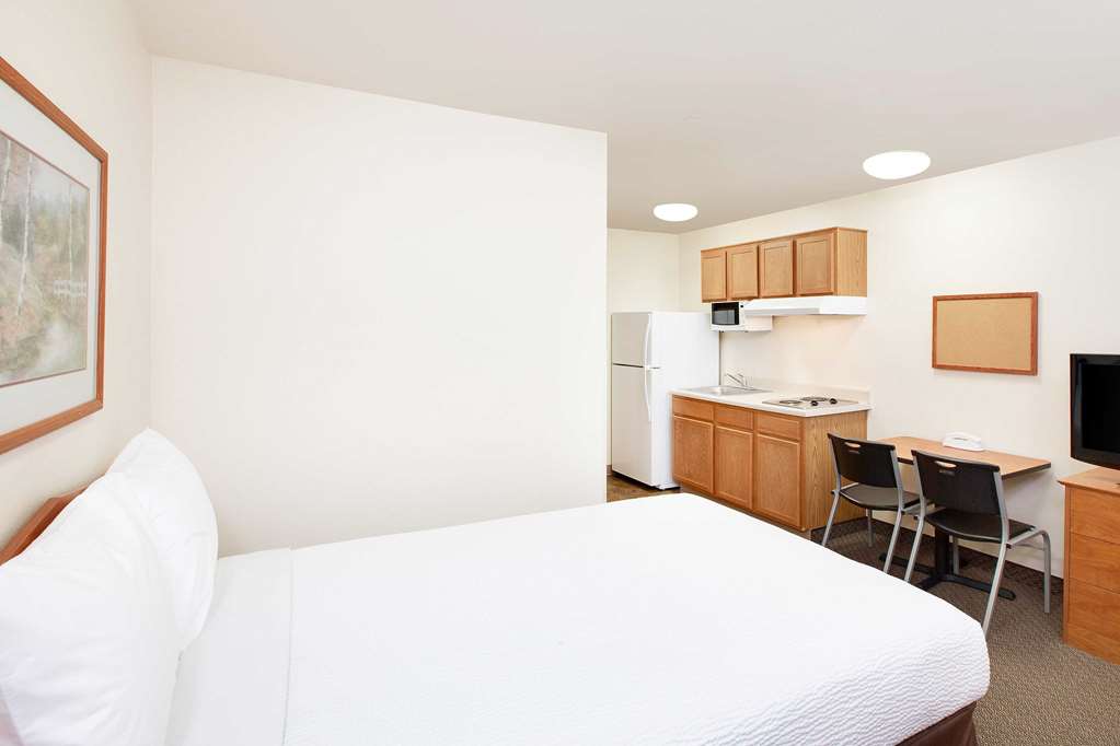 Woodspring Suites Tyler - photo 8