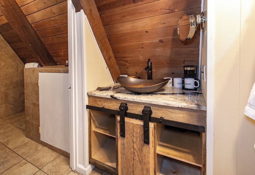 Switzerland Inn - photo 20