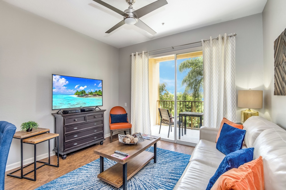 Sunset Retreat — 4-Star Luxury Hotel in Orlando, United States