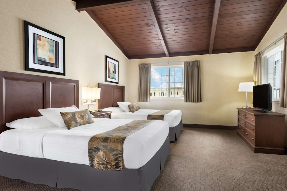 Travelodge by Wyndham San Francisco Bay - photo 7