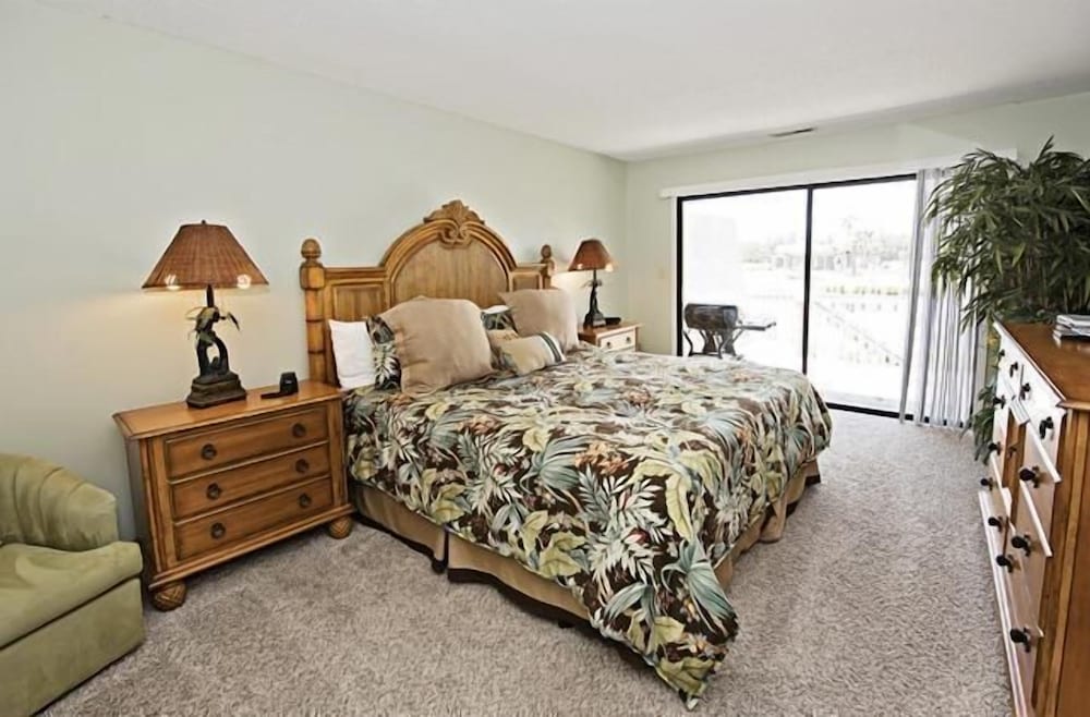 6959 Fairway One at The Sea Pines Resort - photo 4
