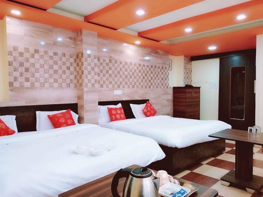 G Glossy - last minute hotel in Amritsar