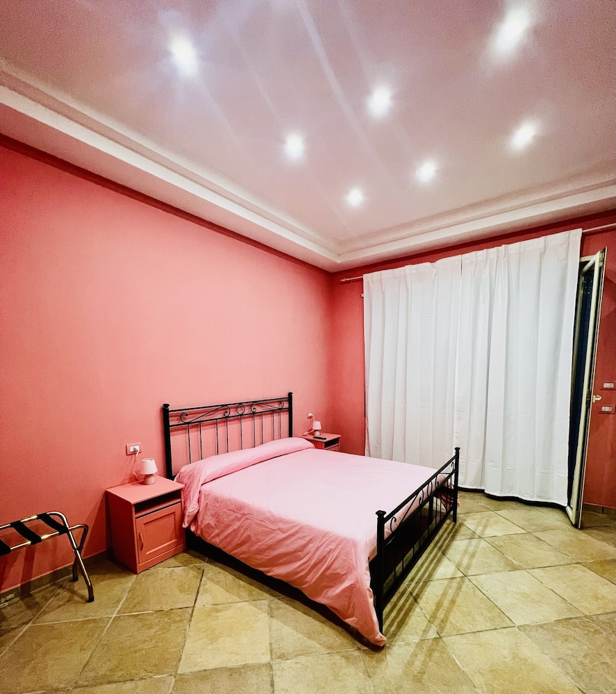 Raroom Colors — hotel in Portici