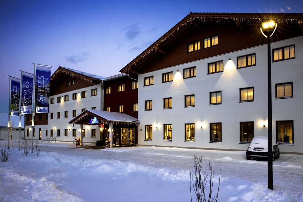 Hotel Front - Evening/Night
