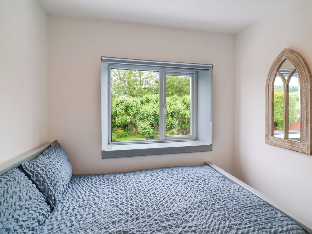 Cosy Nest — Glastonbury — photo 3