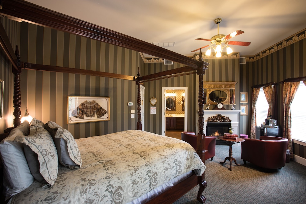 Gruene River Hotel & Retreat - photo 5