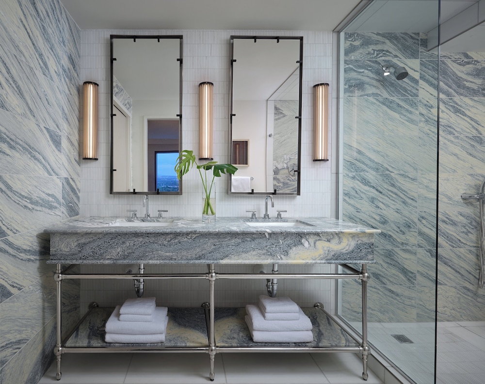 Kimpton Claret Hotel by IHG - photo 47