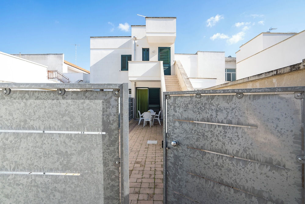 Casa Graziano Apartments — 4-Star Luxury Hotel in Porto Cesareo, Italy