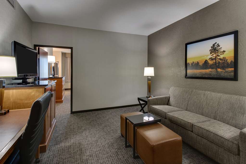 Drury Inn & Suites Phoenix Happy Valley - photo 39