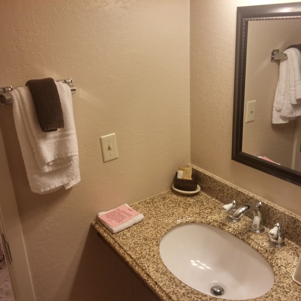 Kansas Country Inn - photo 34