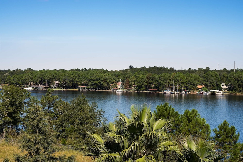 Hampton Inn Niceville Eglin Air Force Base - photo 10