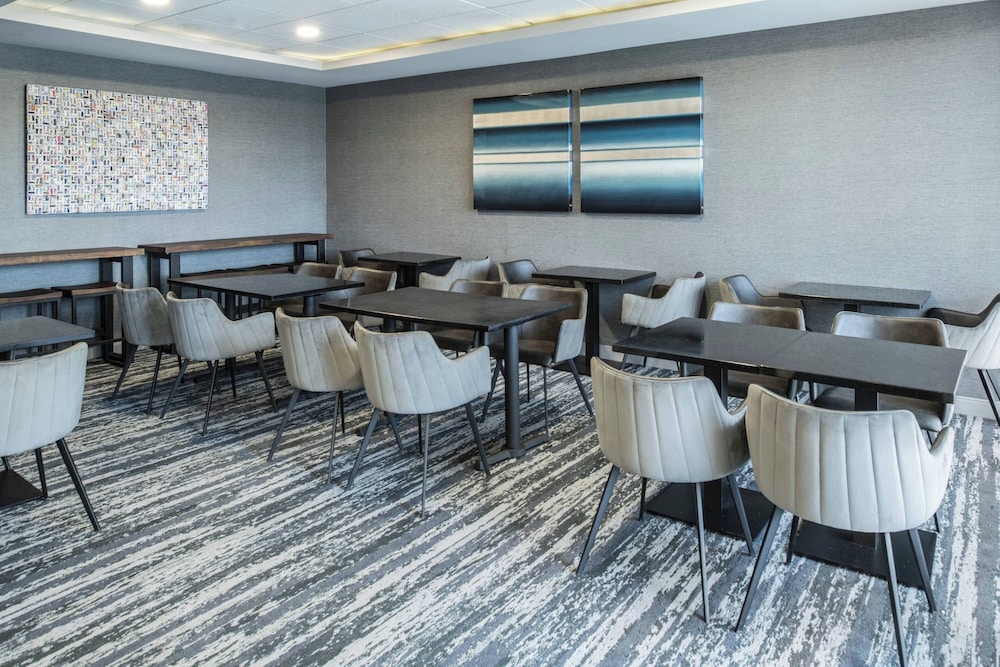 TownePlace Suites Providence North Kingstown - photo 36