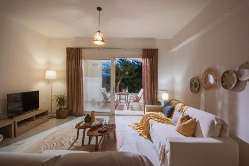 New Luxury Apartment Near Airport Port & Town Center Sonia City — 4-Star Luxury Hotel in Irakleion, Greece