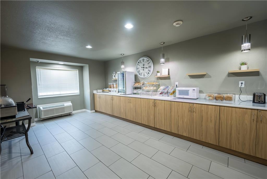 Microtel Inn & Suites by Wyndham Cheyenne - photo 47