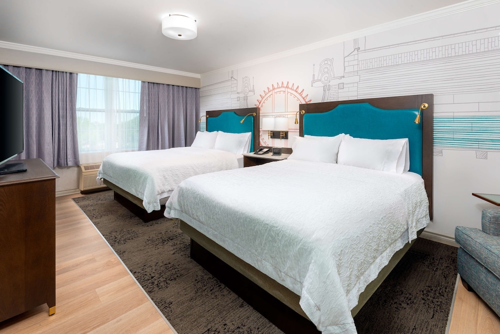 Hampton Inn Buffalo Williamsville - photo 17