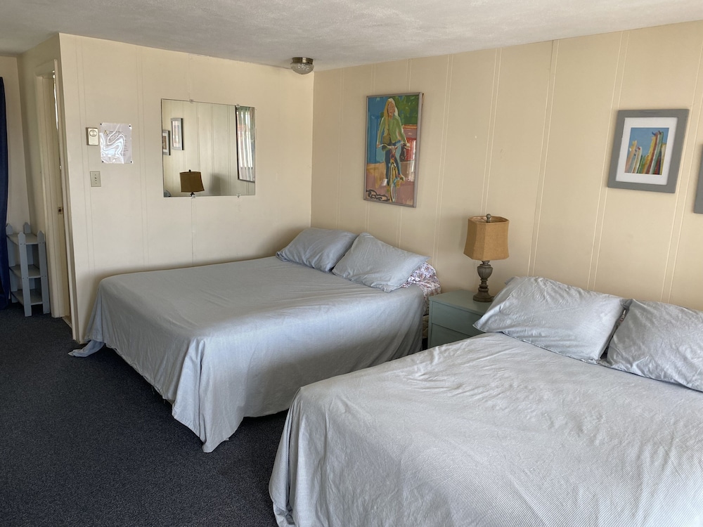 Grand View Motel - photo 8