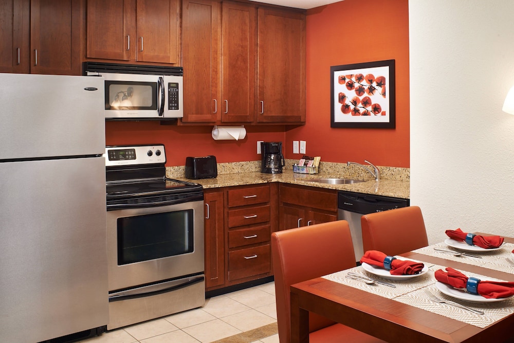 Residence Inn by Marriott Saginaw - photo 7