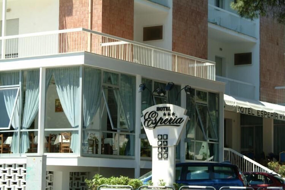 Hotel Esperia — Cesenatico