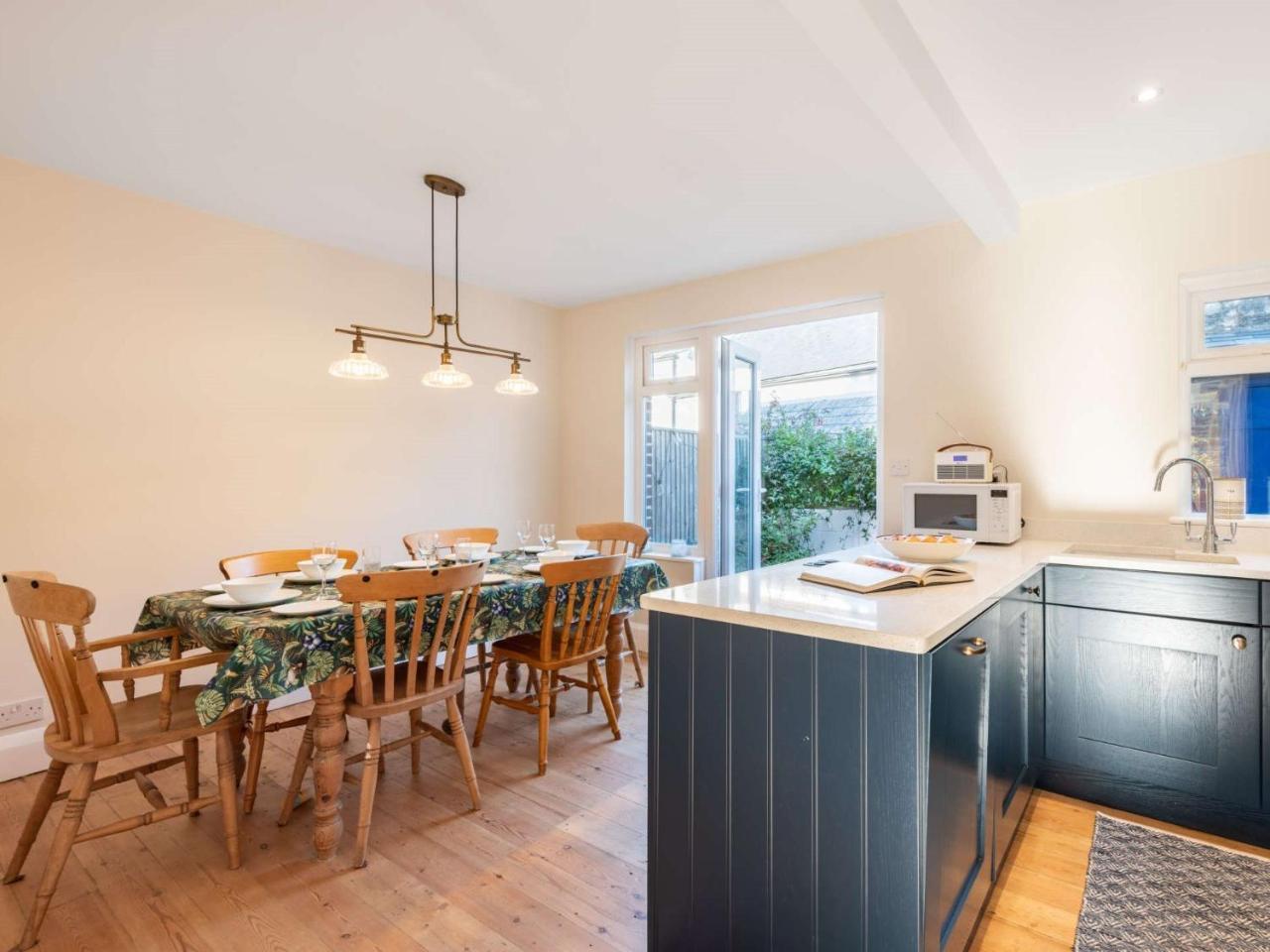 3 Bed in Swanage 84019 in Swanage, United Kingdom