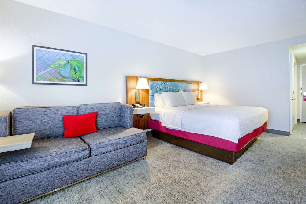 Hampton Inn Slidell - photo 16