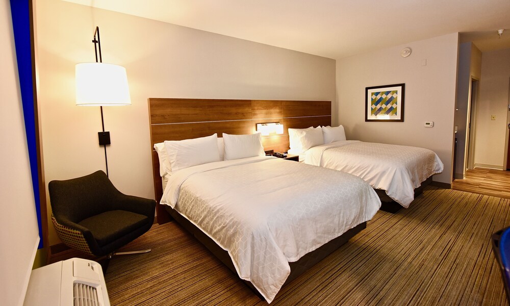 Holiday Inn Express & Suites Perryville by IHG - photo 11