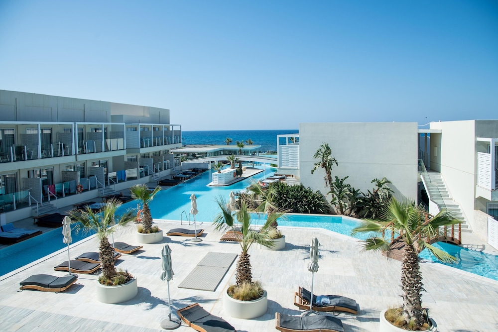 Insula Alba Resort & Spa in Hersonissos, Greece