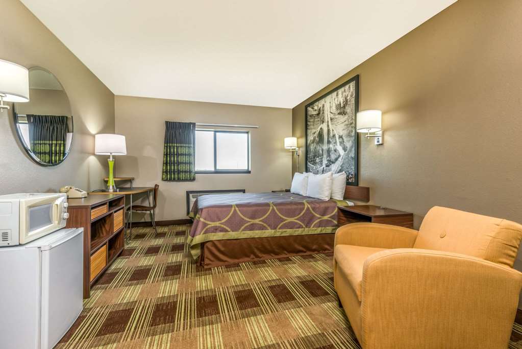 Super 8 by Wyndham Kimball - photo 7