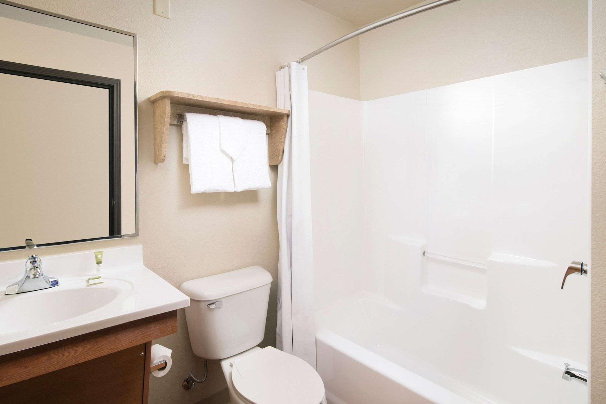WoodSpring Suites Memphis Southeast - photo 20
