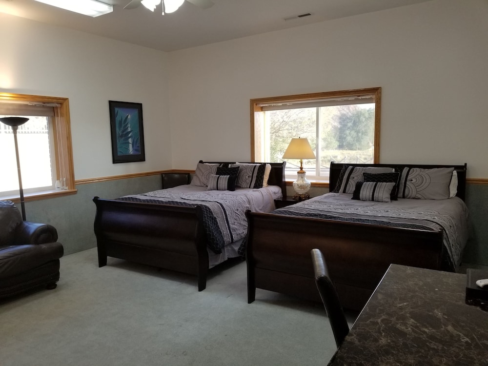 Zion's Most Wanted Hotel - photo 61