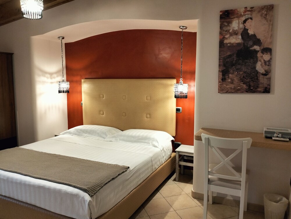 De Nittis Bed & Breakfast — 4-Star Luxury Hotel in Barletta, Italy