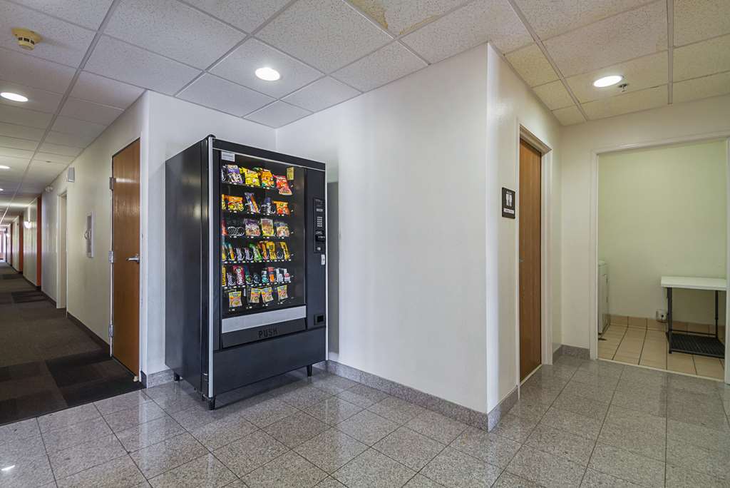 Motel 6 Dallas Irving DFW Airport South - photo 29