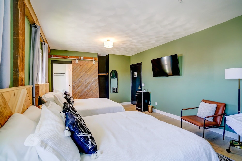 The Mill Hotel - photo 20