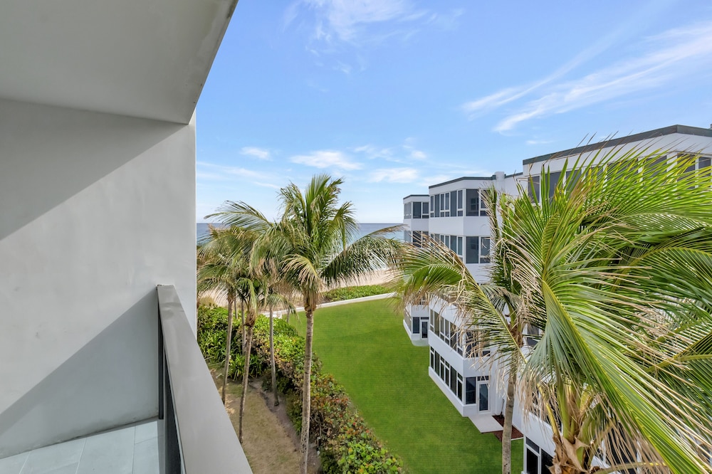 Tideline Palm Beach Ocean Resort and Spa - photo 33