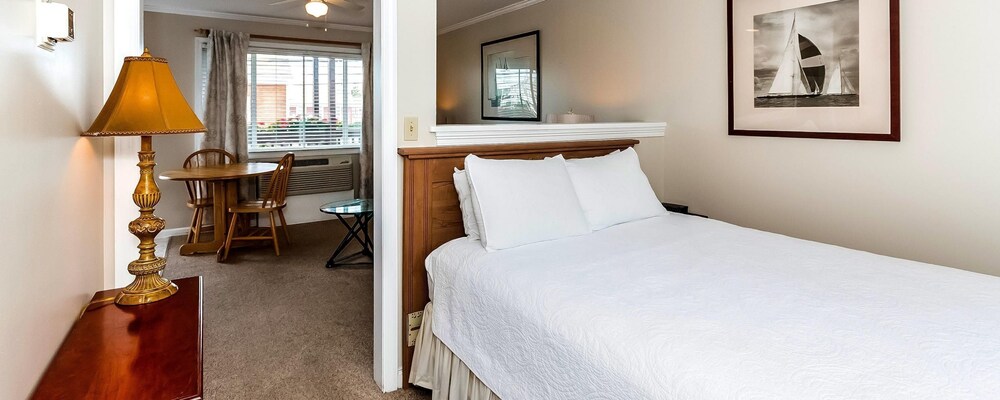 The Inn at Fairfield Beach - photo 21