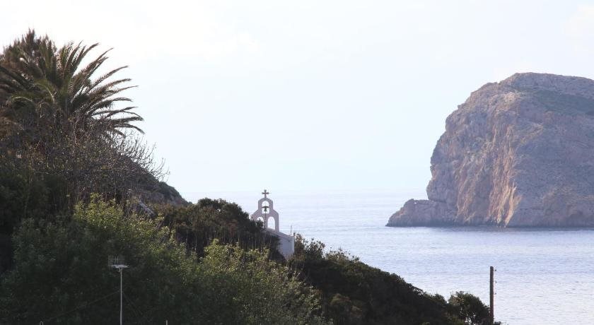 Aristidis — Ano Syros — photo 3