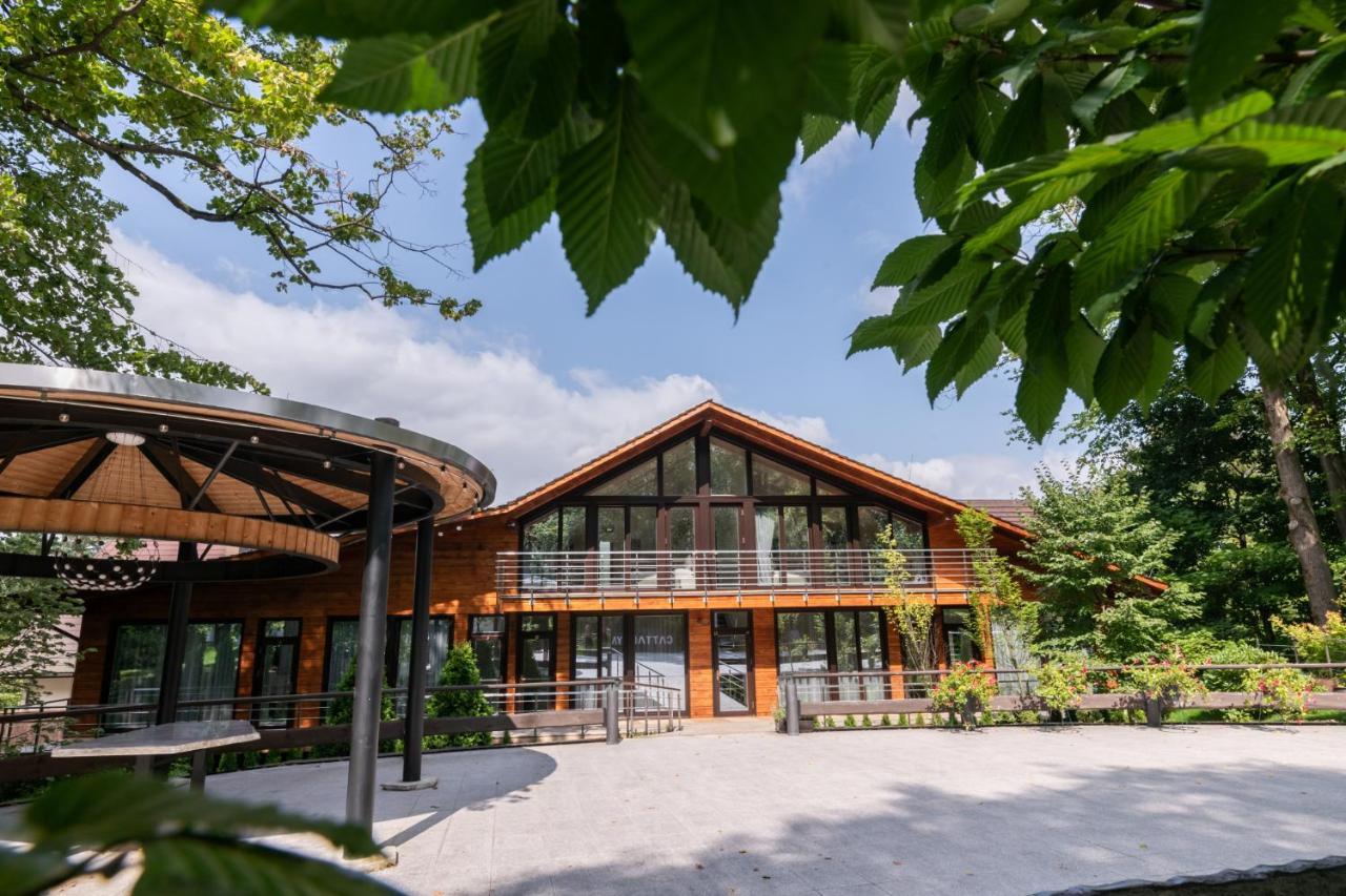 Resort Cattaleya — hotel in Celadna